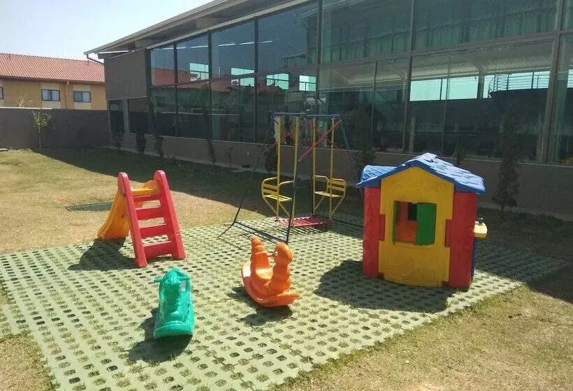 ホテル Golden Park Sorocaba & Convenções   By Nacional Inn