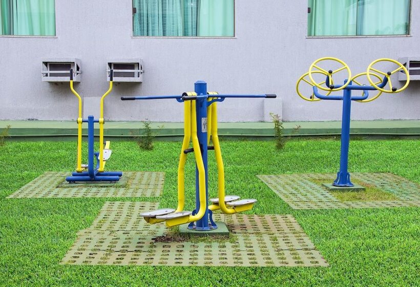 בית מלון כפרי Golden Park Sorocaba & Convenções   By Nacional Inn