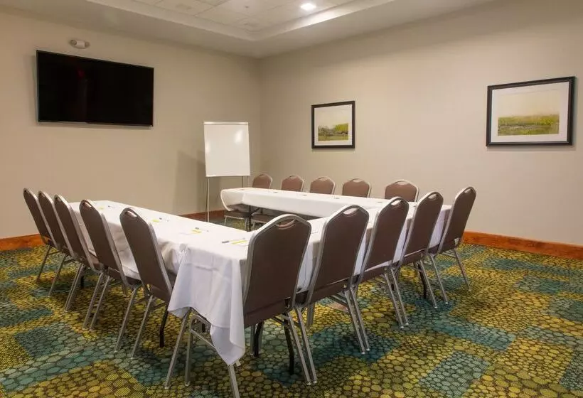 ホテル Hampton Inn Palatka
