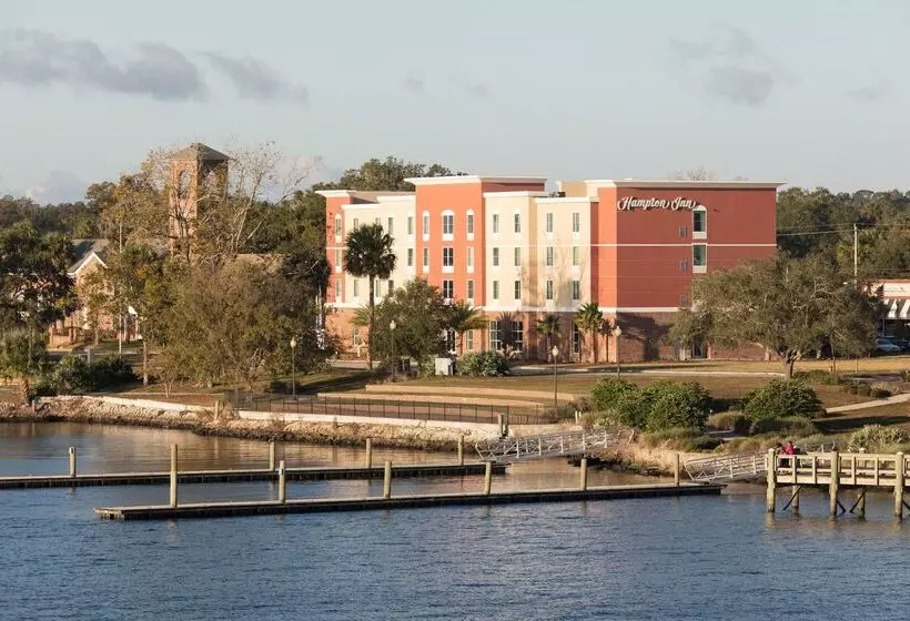 ホテル Hampton Inn Palatka
