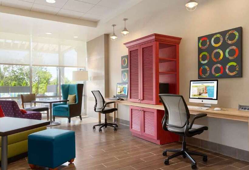 ホテル Home2 Suites By Hilton Albany Wolf Rd