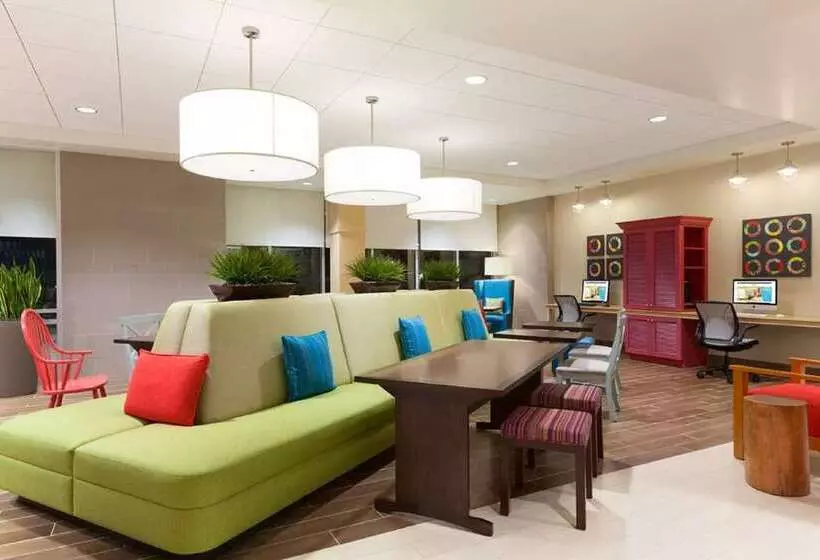 ホテル Home2 Suites By Hilton Albany Wolf Rd