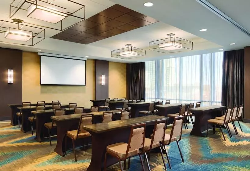 ホテル Homewood Suites By Hilton Calgary Downtown