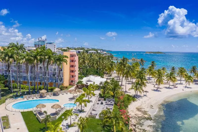 هتل Karibea Beach Resort Clipper