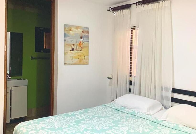 هتل Manaya Bed & Breakfast