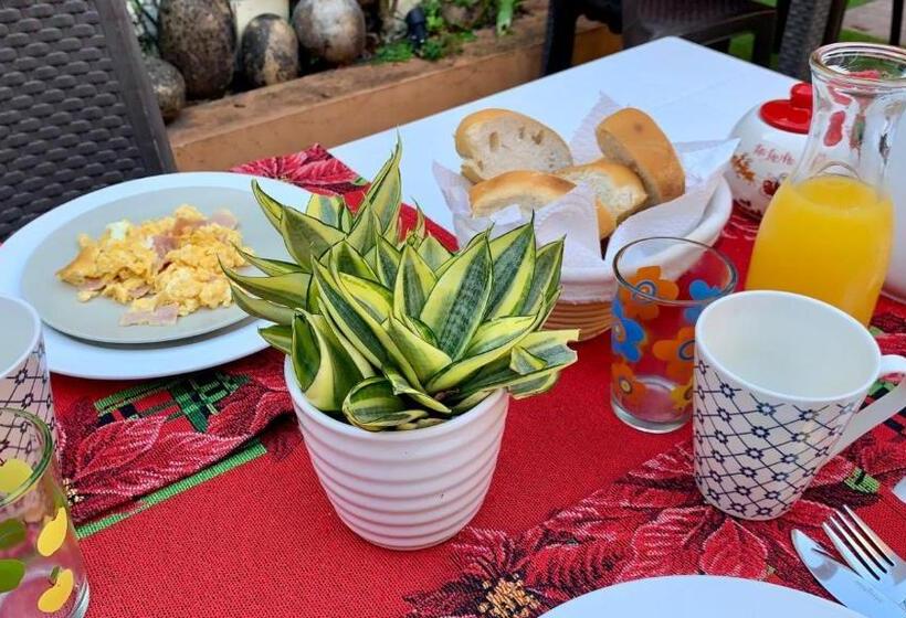 هتل Manaya Bed & Breakfast