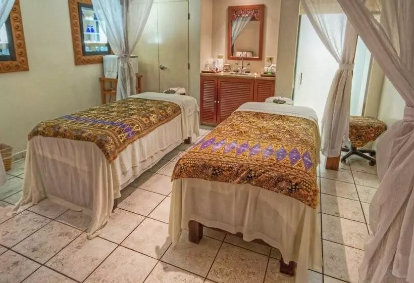 هتل Margaritaville Vacation Club Rio Mar