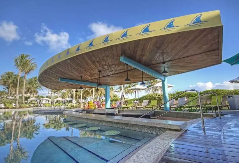 هتل Margaritaville Vacation Club Rio Mar
