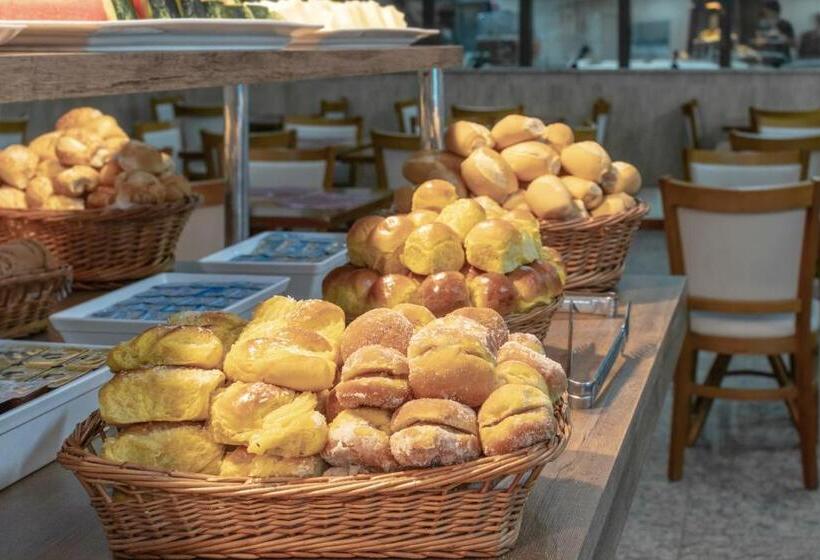 Mediterrane Hotel By Castelo Itaipava