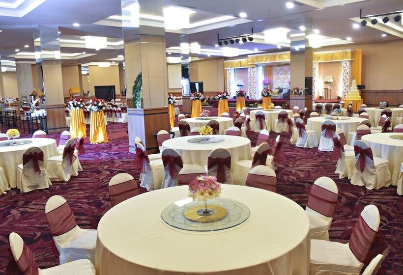 Platinum Hotel & Convention Hall Balikpapan