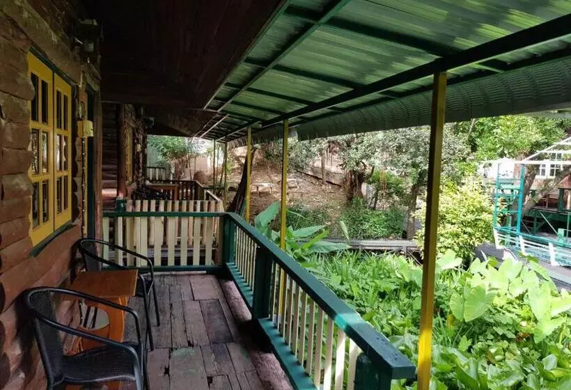 هتل Sam S House Kanchanaburi