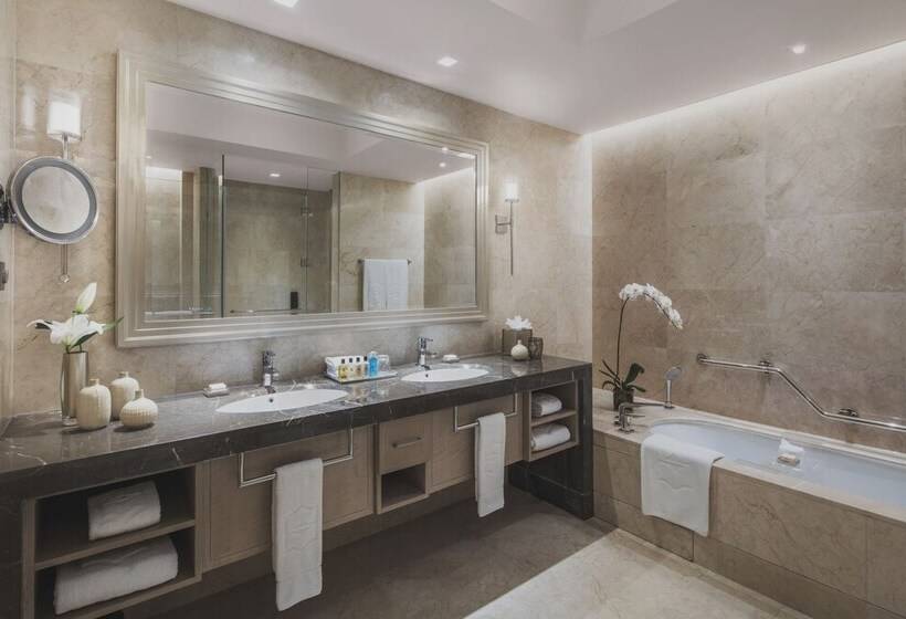 فندق Shangrila The Fort, Manila