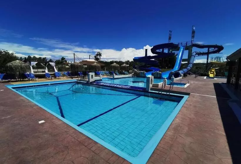 ホテル Sidari Waterpark