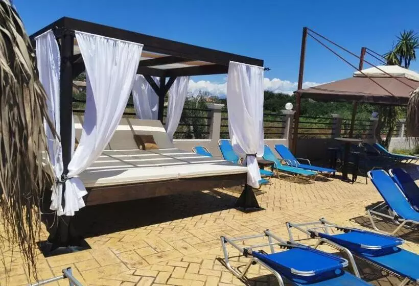 ホテル Sidari Waterpark