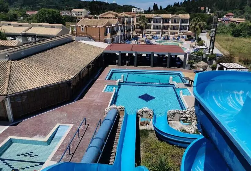 ホテル Sidari Waterpark