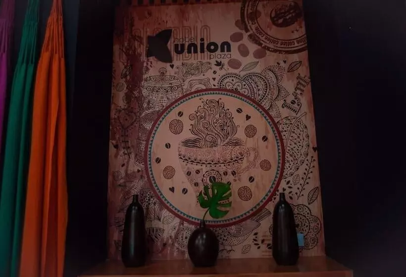 هتل Unión Plaza Moteria