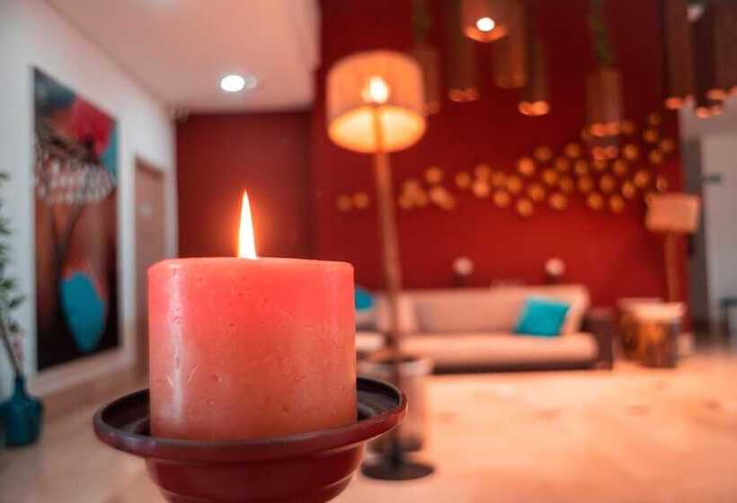 هتل Unión Plaza Moteria