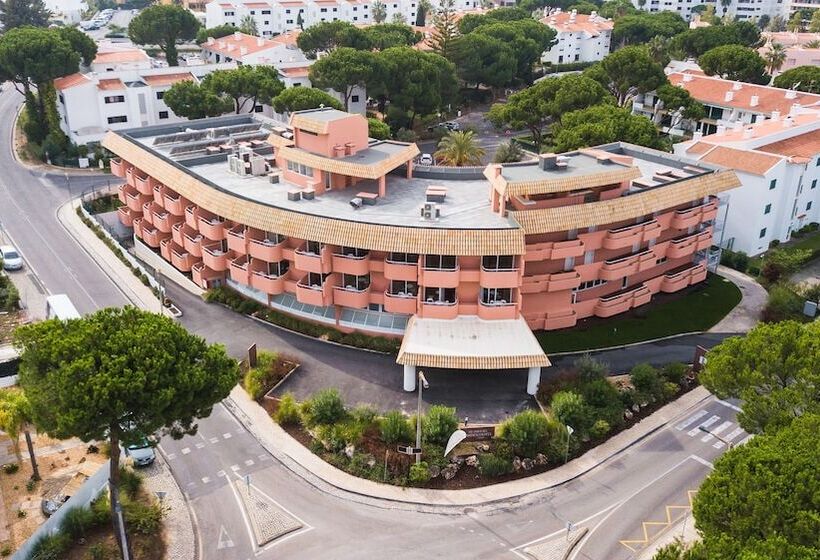 هتل Vilamoura Garden