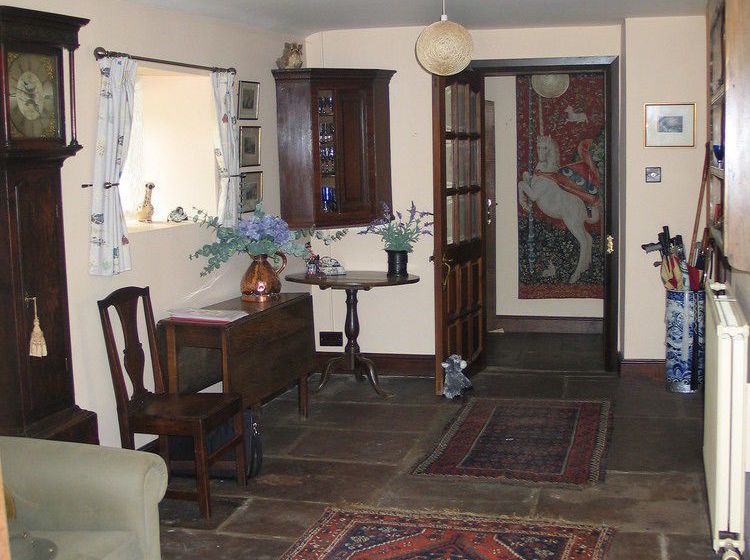 Low Hall Country House