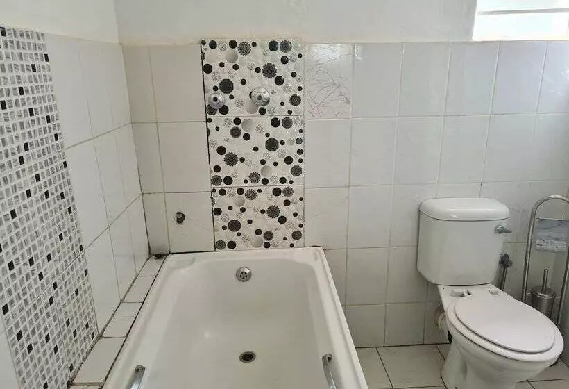 Spendwise Lodge And Apartments