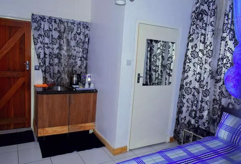 Spendwise Lodge And Apartments