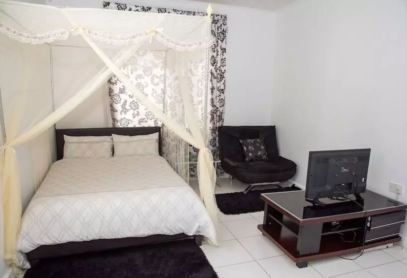 Spendwise Lodge And Apartments