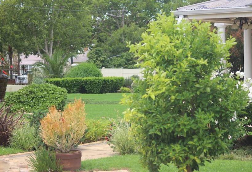 مبيت وإفطار Villa Beryl Guesthouse