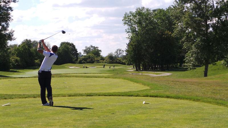 Diamond Country Club