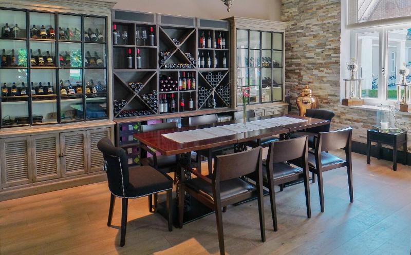 Diamond Country Club