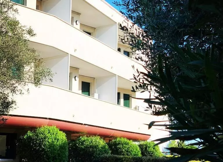 Eurobeach Residence
