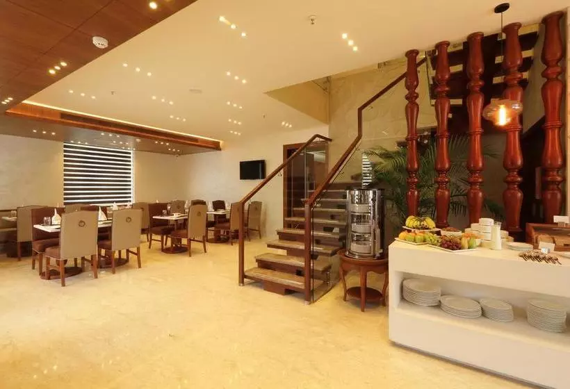 هتل Ameya Suites