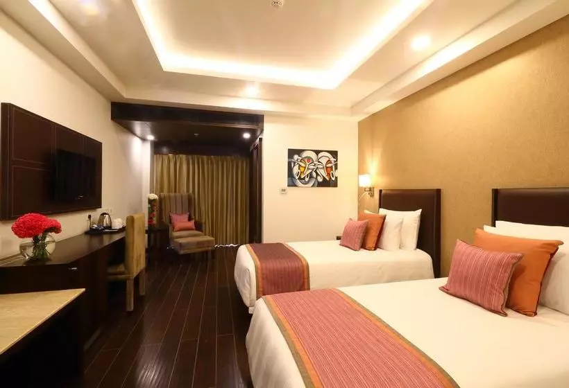 هتل Ameya Suites