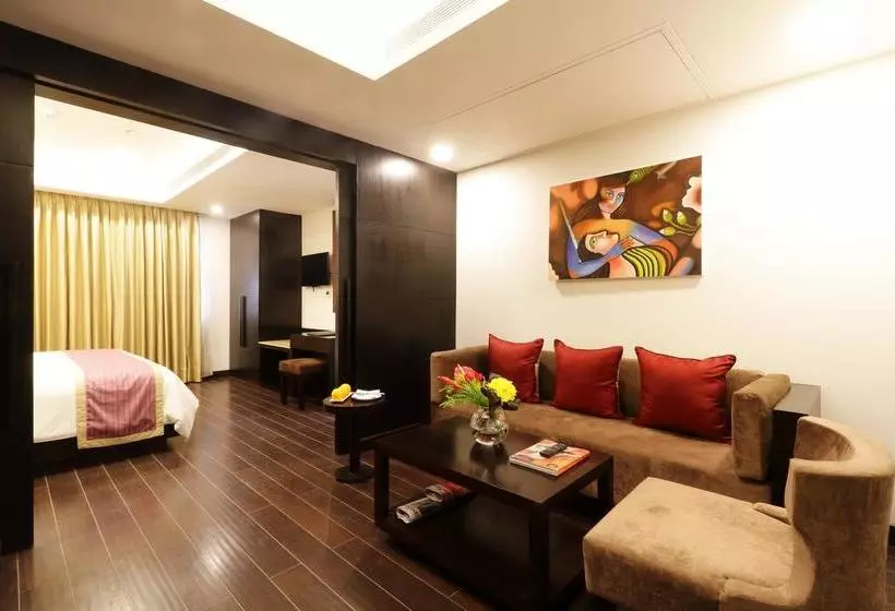 هتل Ameya Suites