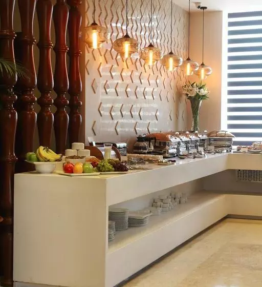 هتل Ameya Suites