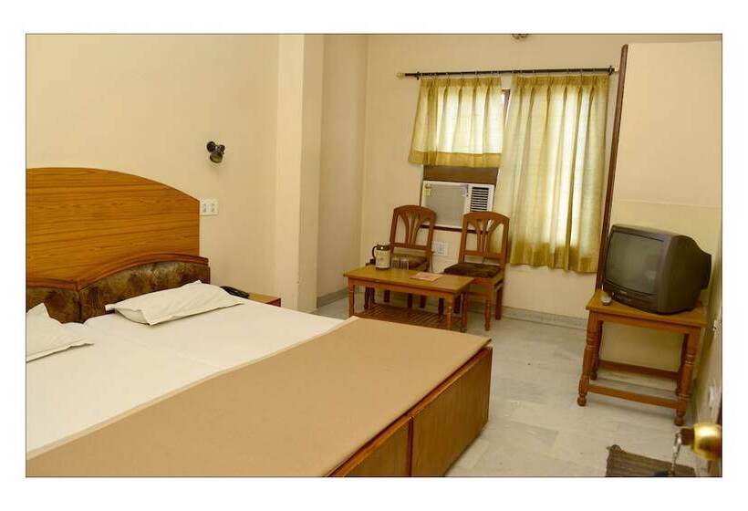 酒店 Raghav Palace