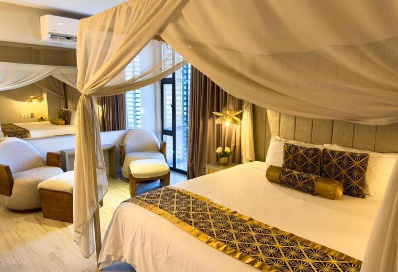 هتل Catedral Plaza