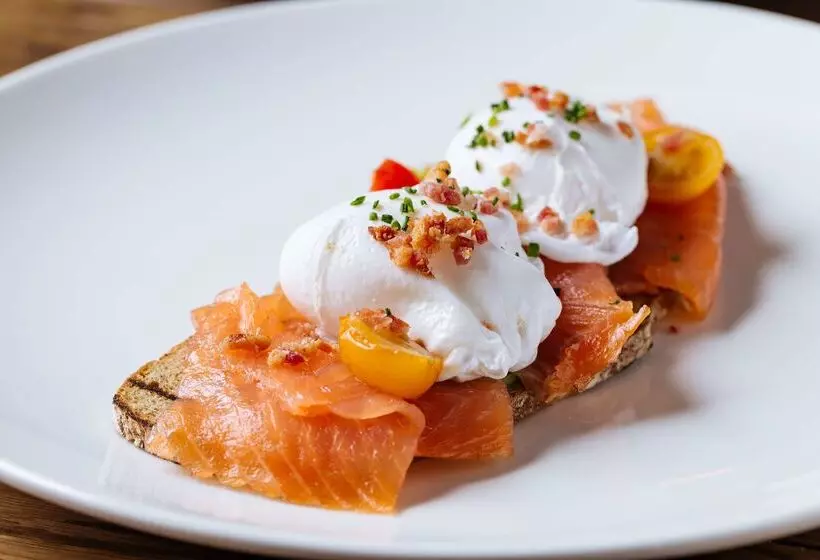 ホテル Doubletree By Hilton London Kingston Upon Thames