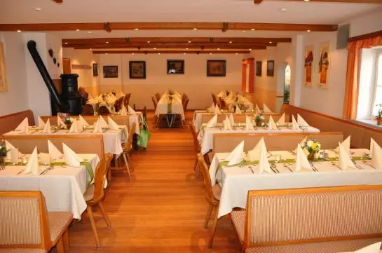 ホテル Hohenester Gasthaus &