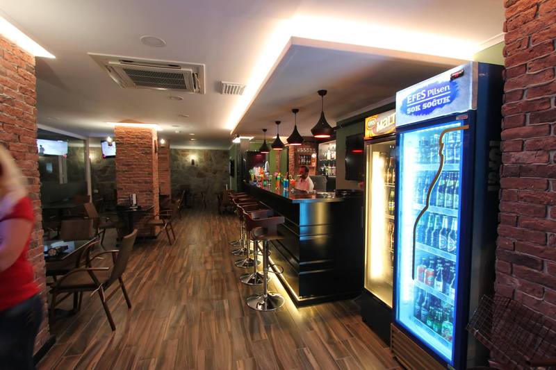 هتل Hermias Marin