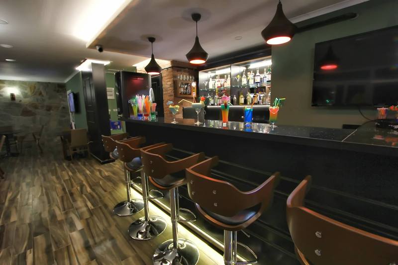 هتل Hermias Marin