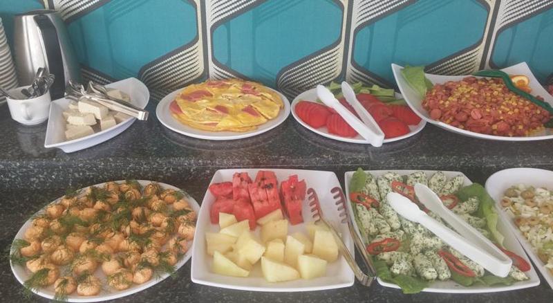 هتل Hermias Marin