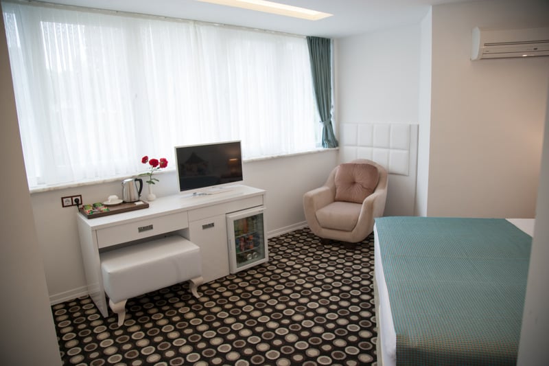 هتل Hermias Marin