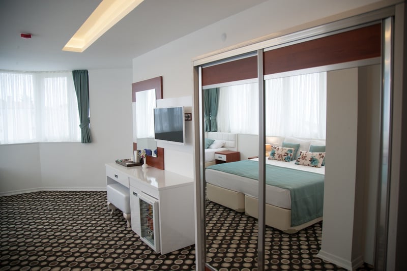 هتل Hermias Marin