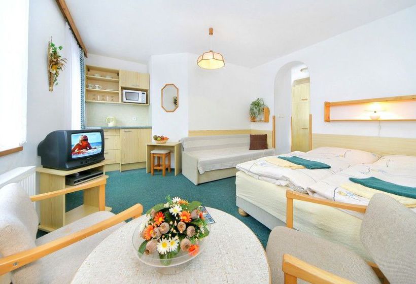 ホテル Pension Karolína