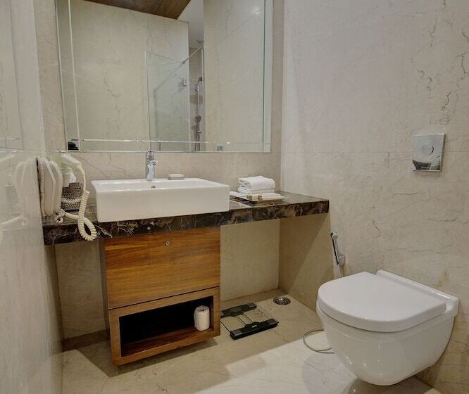 Niranta Transit Hotel Mumbai Airport   At Arrivals