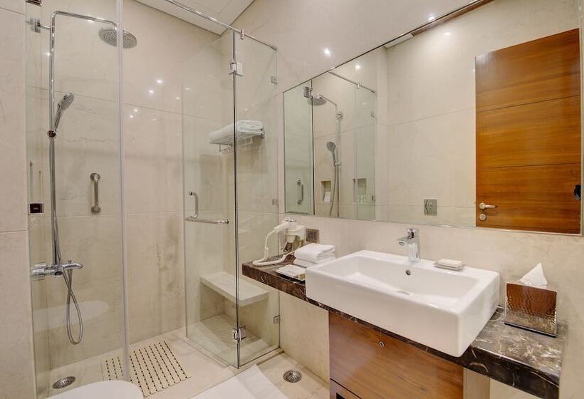 Niranta Transit Hotel Mumbai Airport   At Arrivals