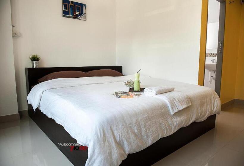 هتل U Dee Room And Coffee