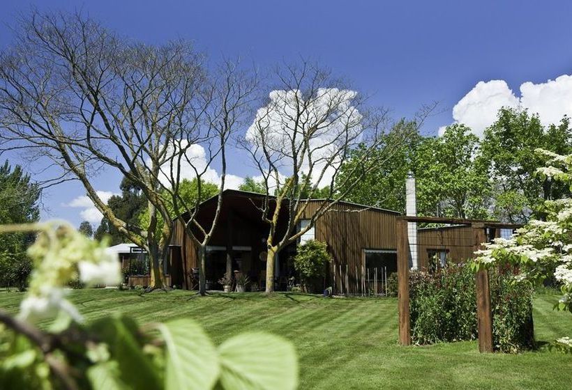 بنسيون John's House