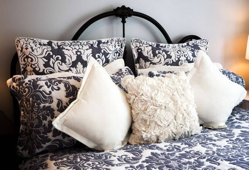 بنسيون The Gables B&b