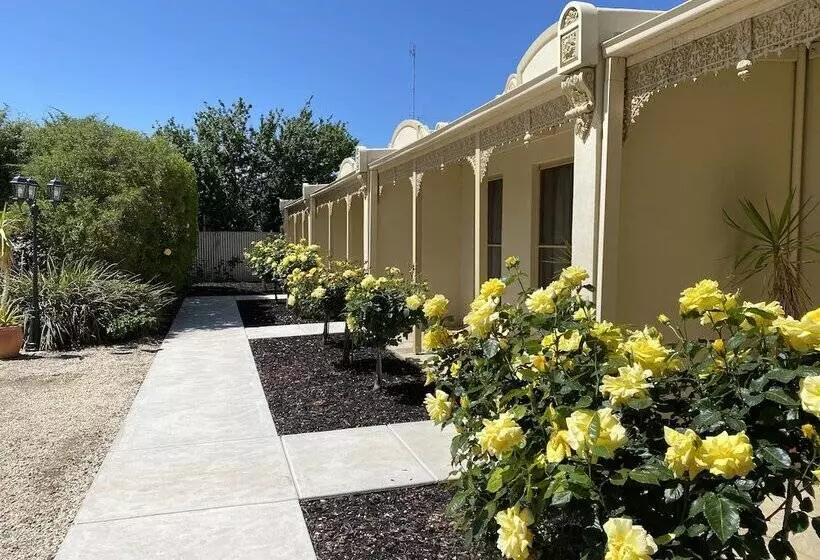 Acacia Terraces